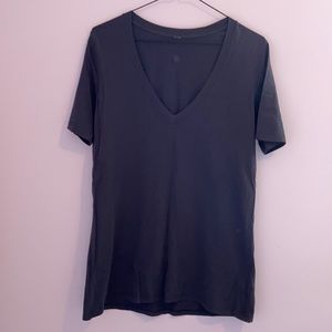 Lululemon love tee size 10